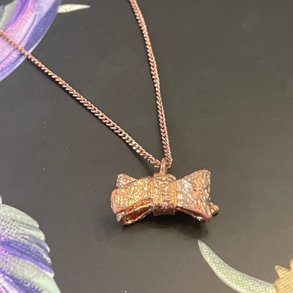 Marc Jacobs Rose Gold Textured Bow Necklace